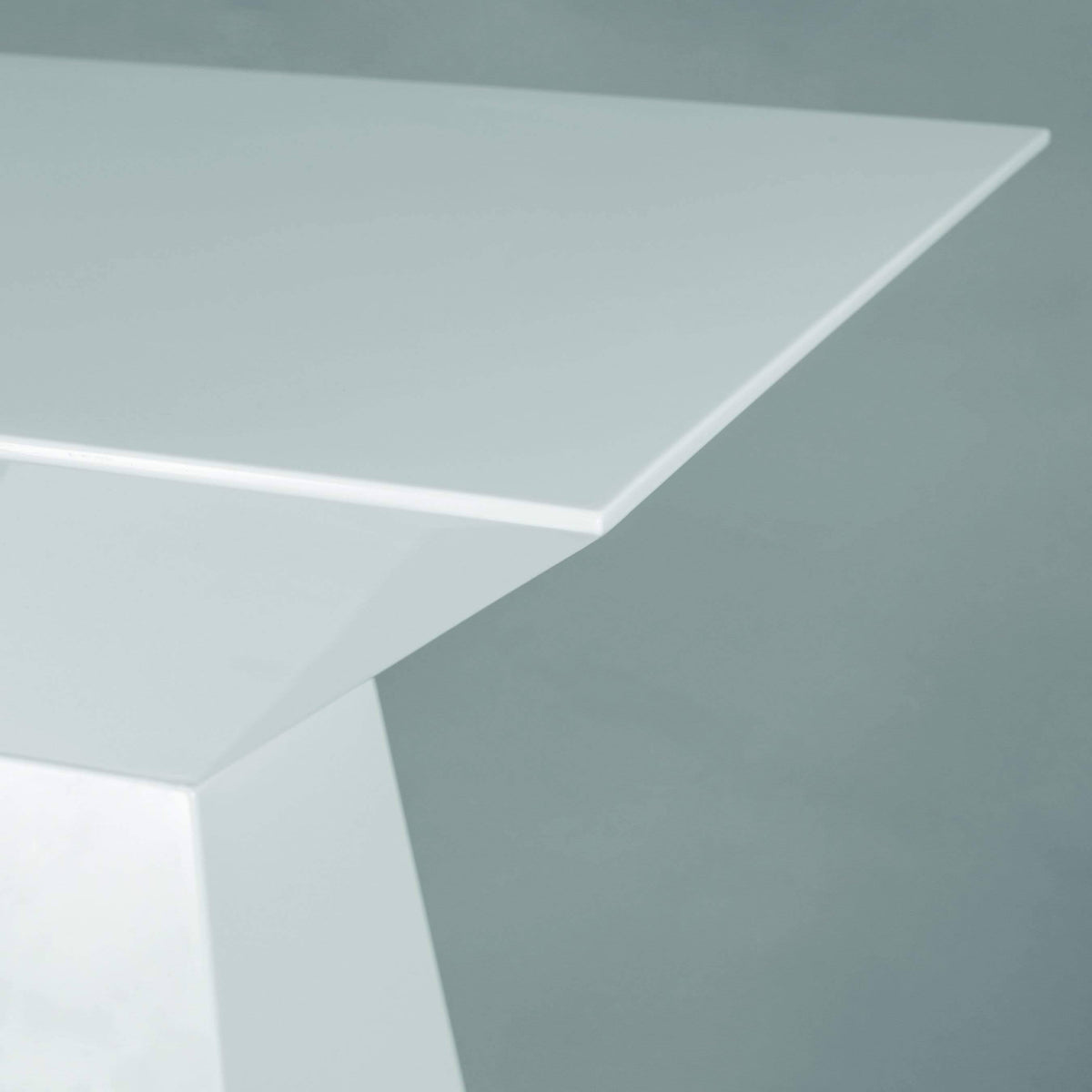 White Bar Table X370