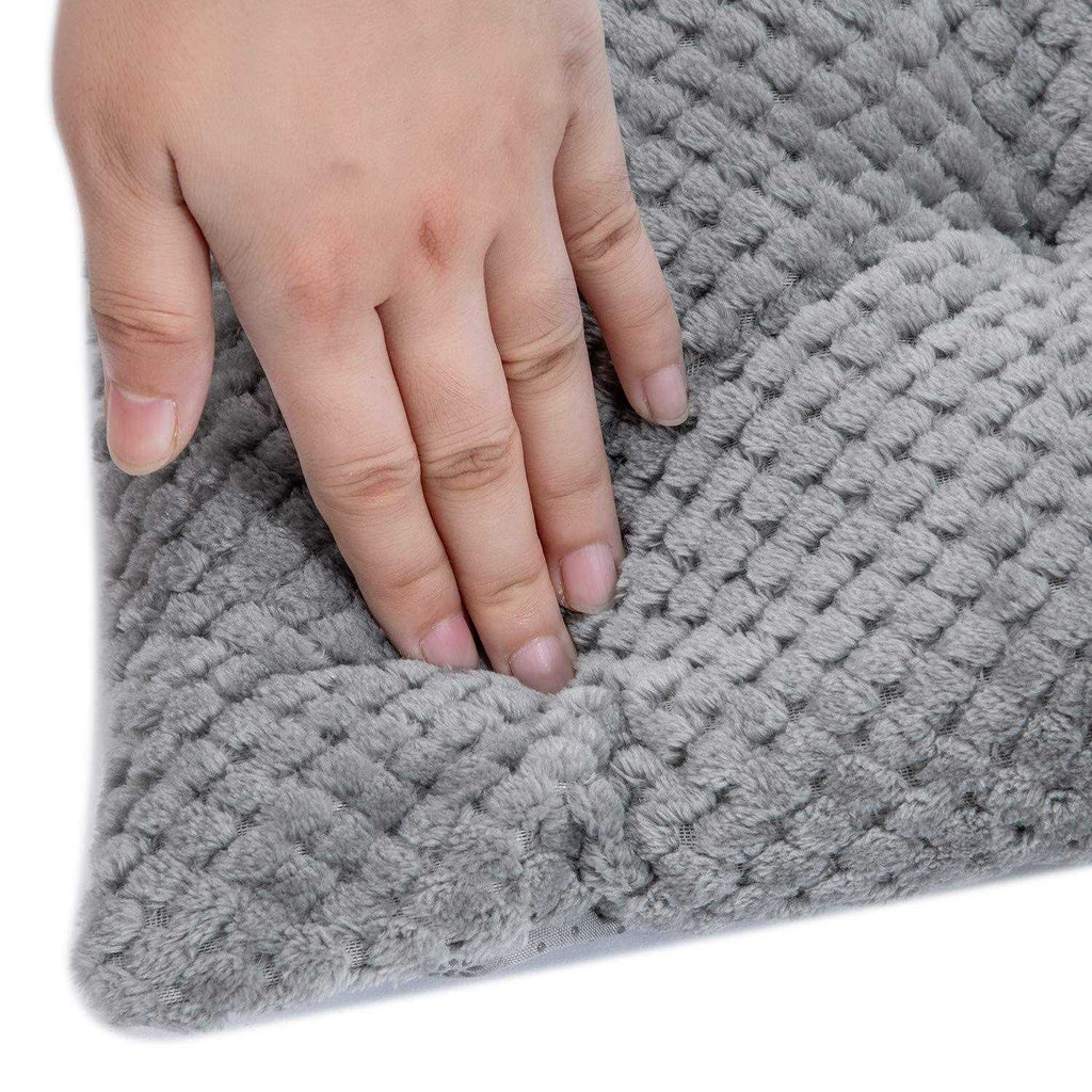 Fuzzy Plush Pet Beds O182