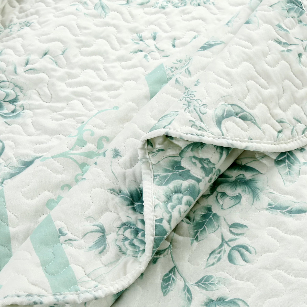 3 PCS Lightweight Quilt Set Queen K141258