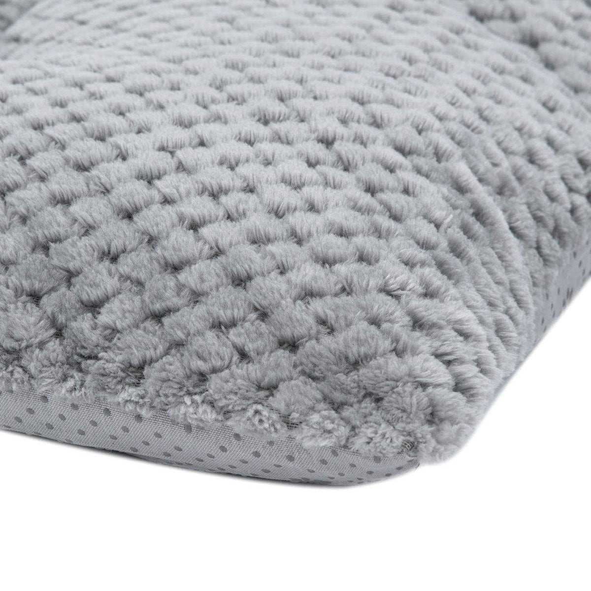 Fuzzy Plush Pet Beds O182