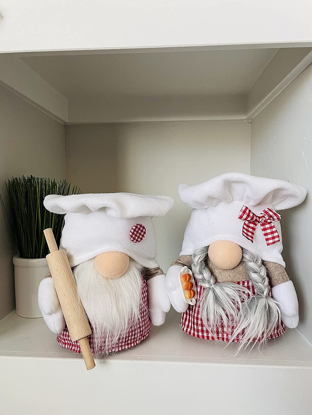 Red and White Plush Gnome Decor R6033
