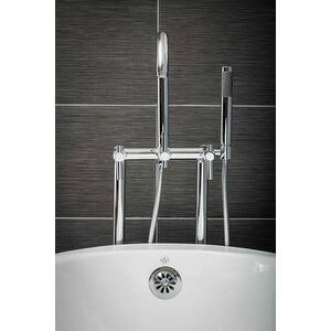 Polished Chrome Floor Mount Tub Filler Faucet P36562
